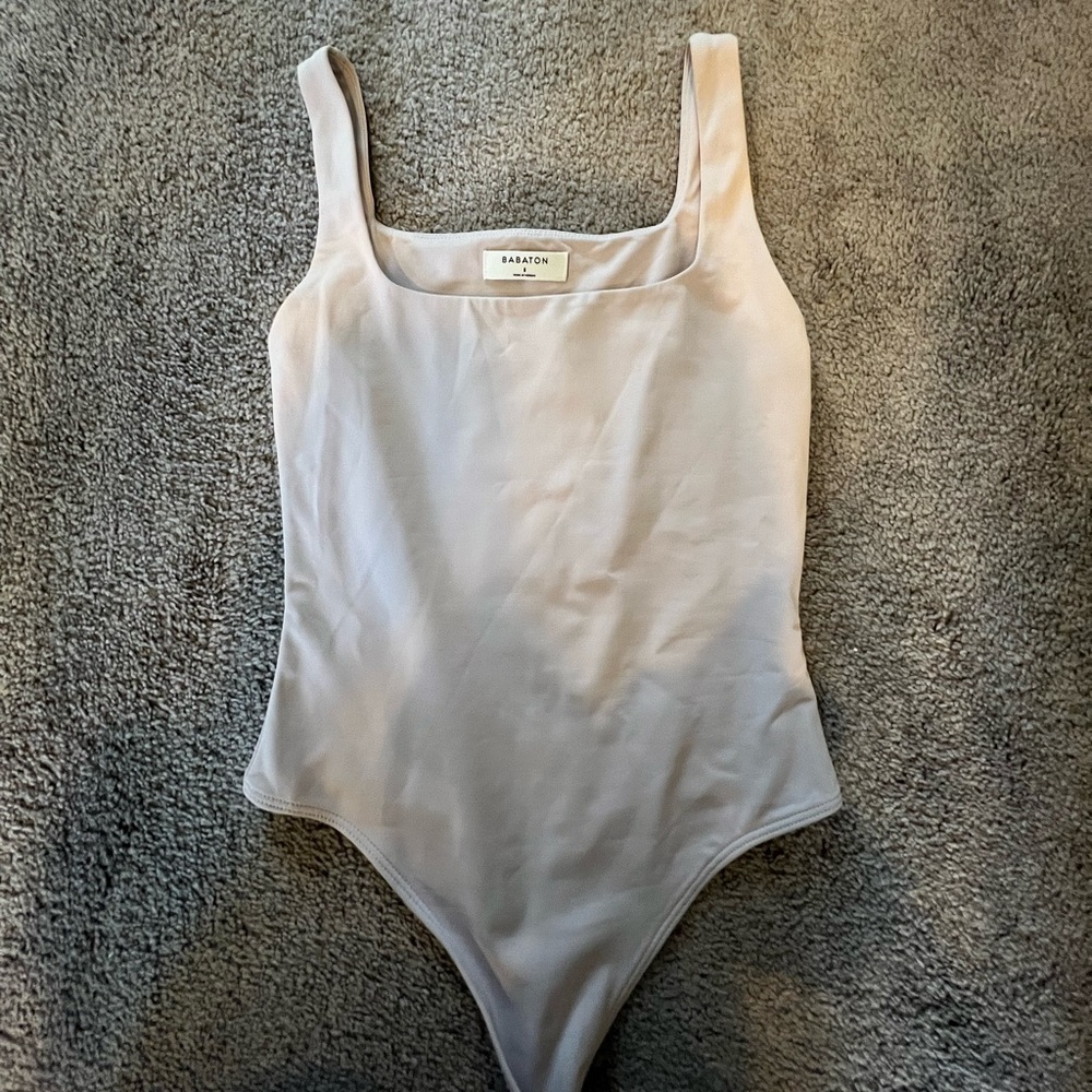 Aritzia Babaton bodysuit in lilac